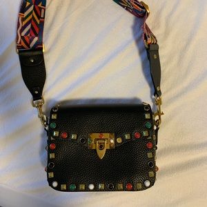 Black small shoulder bag